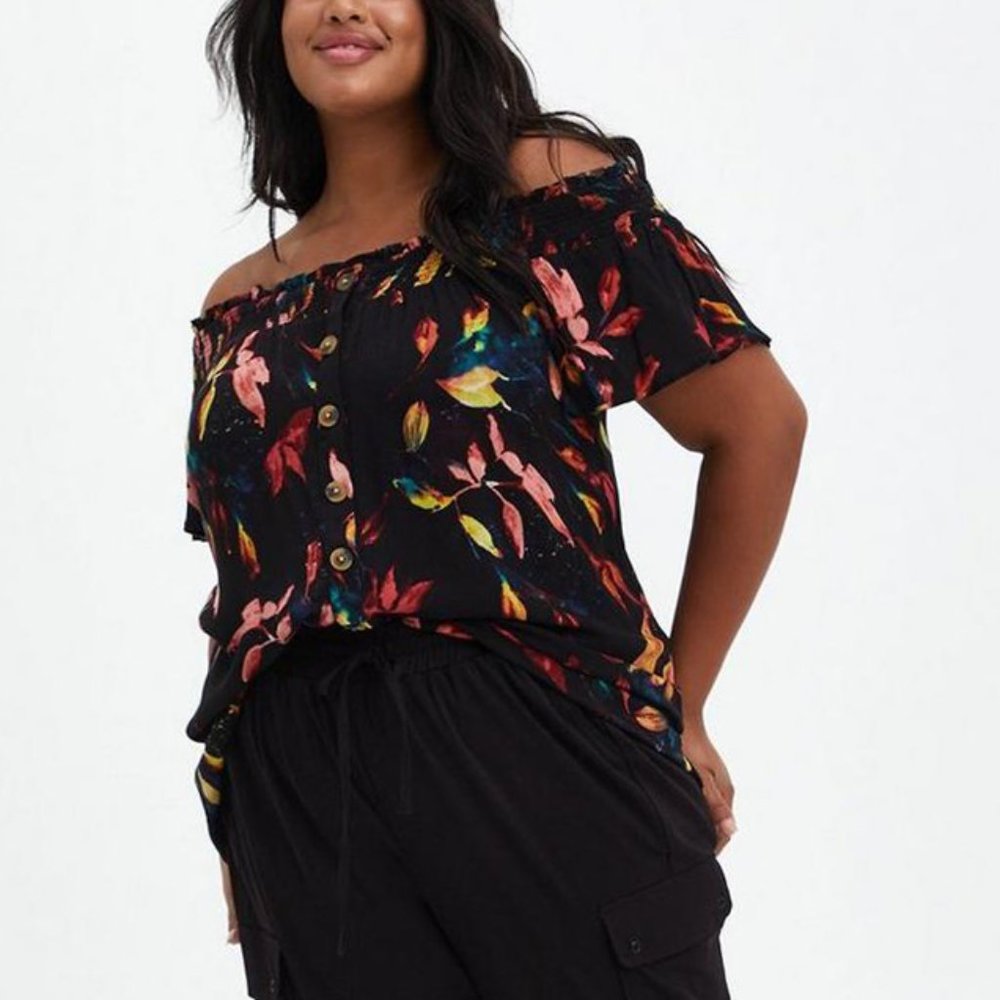 NWT Torrid Crepe Smocked Cold Shoulder Top - Black Tropical Print - 2X